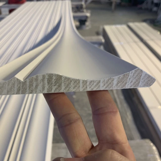 First Tier Class Primed Wooden Crown Mouldings For Ceiling