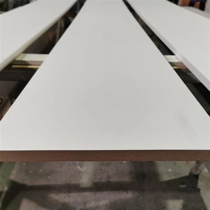 Popular MDF Trim Mouldings Skirtings